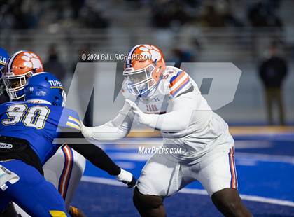 Thumbnail 1 in Madison Central vs. Tupelo (MHSAA 7A North State Championship) photogallery.