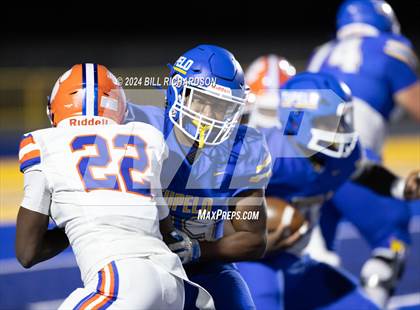 Thumbnail 2 in Madison Central vs. Tupelo (MHSAA 7A North State Championship) photogallery.
