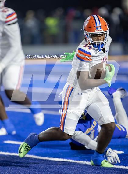Thumbnail 1 in Madison Central vs. Tupelo (MHSAA 7A North State Championship) photogallery.