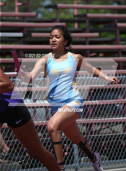 Thumbnail 2 in Pittsburg Relays (Relays: 4x100, Sprint Medley) photogallery.