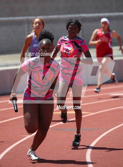 Thumbnail 1 in Pittsburg Relays (Relays: 4x100, Sprint Medley) photogallery.