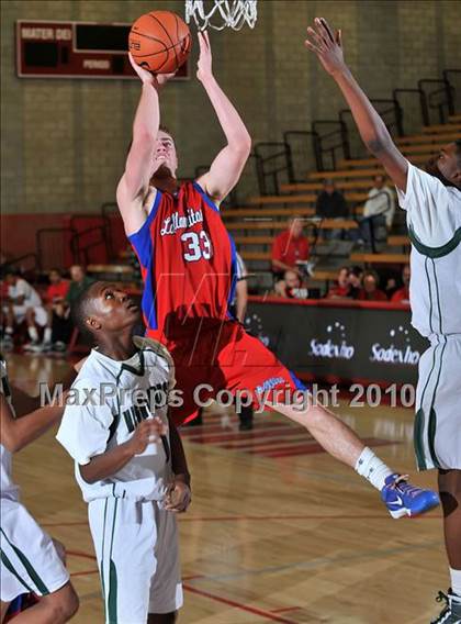 Thumbnail 2 in Upland vs. Los Alamitos (Nike Extravaganza) photogallery.
