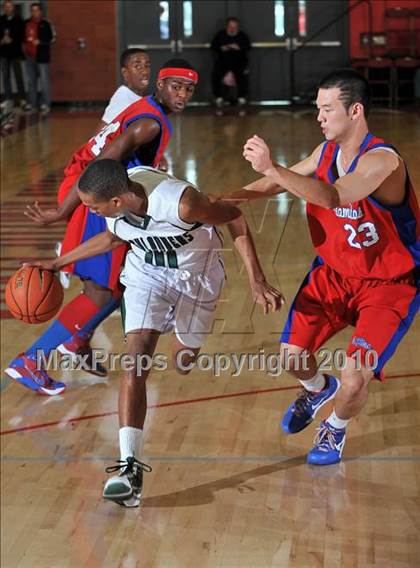 Thumbnail 1 in Upland vs. Los Alamitos (Nike Extravaganza) photogallery.