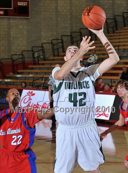 Thumbnail 3 in Upland vs. Los Alamitos (Nike Extravaganza) photogallery.