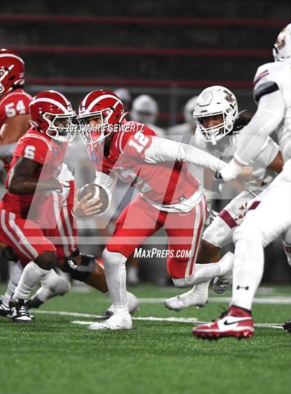 Thumbnail 2 in JSerra Catholic @ Mater Dei photogallery.