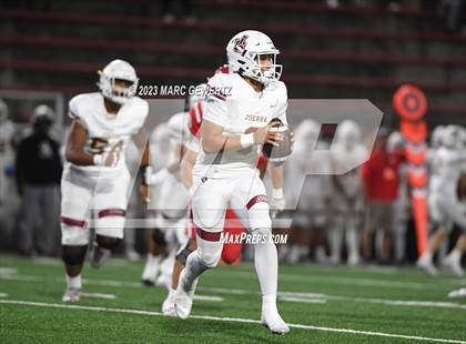 Thumbnail 2 in JSerra Catholic @ Mater Dei photogallery.