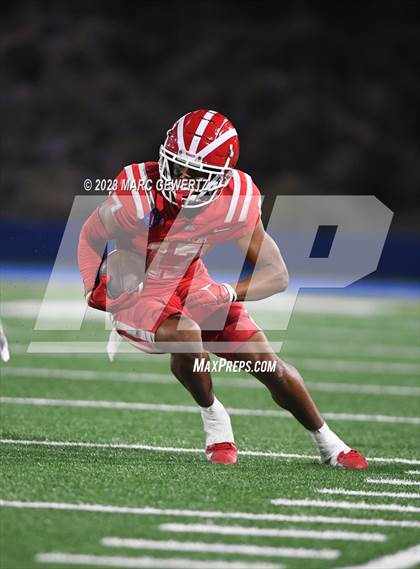 Thumbnail 3 in JSerra Catholic @ Mater Dei photogallery.