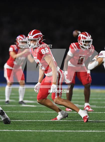 Thumbnail 2 in JSerra Catholic @ Mater Dei photogallery.