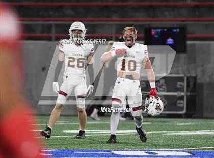 Thumbnail 2 in JSerra Catholic @ Mater Dei photogallery.