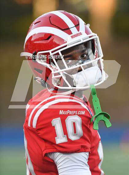 Thumbnail 2 in JSerra Catholic @ Mater Dei photogallery.