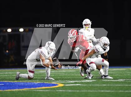 Thumbnail 2 in JSerra Catholic @ Mater Dei photogallery.