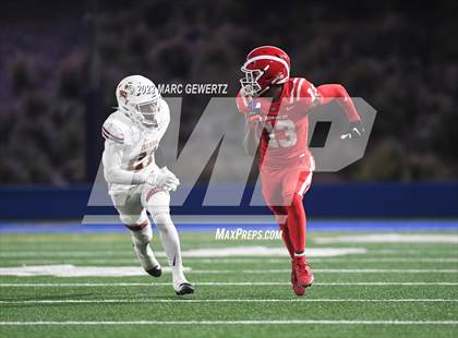 Thumbnail 2 in JSerra Catholic @ Mater Dei photogallery.
