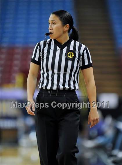 Thumbnail 3 in Pinewood vs. St. Bernard (CIF State D5 Final) photogallery.