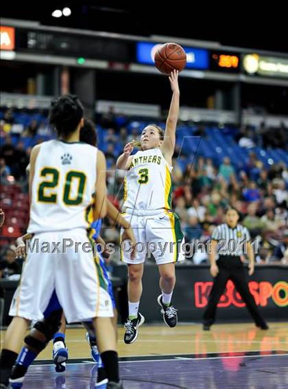 Thumbnail 2 in Pinewood vs. St. Bernard (CIF State D5 Final) photogallery.