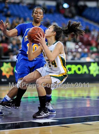Thumbnail 3 in Pinewood vs. St. Bernard (CIF State D5 Final) photogallery.