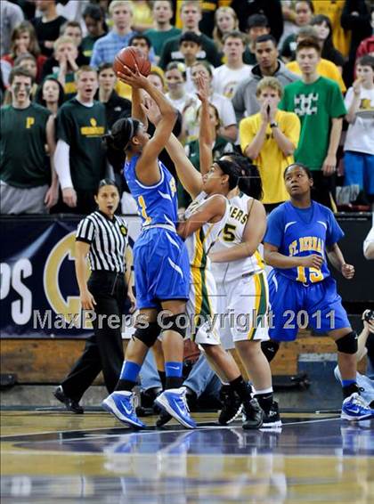 Thumbnail 2 in Pinewood vs. St. Bernard (CIF State D5 Final) photogallery.