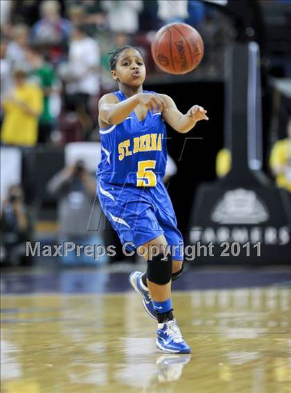 Thumbnail 2 in Pinewood vs. St. Bernard (CIF State D5 Final) photogallery.