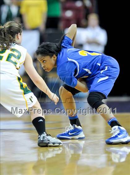 Thumbnail 3 in Pinewood vs. St. Bernard (CIF State D5 Final) photogallery.
