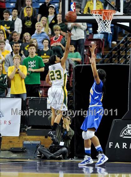 Thumbnail 2 in Pinewood vs. St. Bernard (CIF State D5 Final) photogallery.