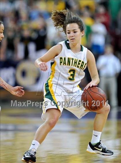 Thumbnail 3 in Pinewood vs. St. Bernard (CIF State D5 Final) photogallery.