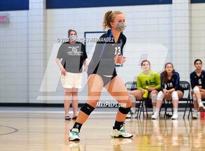 Thumbnail 2 in McCallum vs. Sealy (BCS Classic) photogallery.