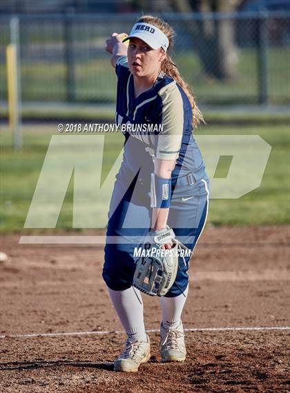 Thumbnail 1 in Elk Grove @ Del Campo photogallery.