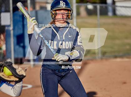 Thumbnail 1 in Elk Grove @ Del Campo photogallery.