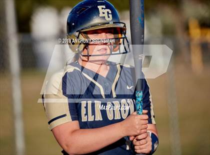 Thumbnail 3 in Elk Grove @ Del Campo photogallery.