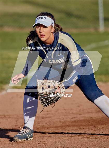 Thumbnail 3 in Elk Grove @ Del Campo photogallery.