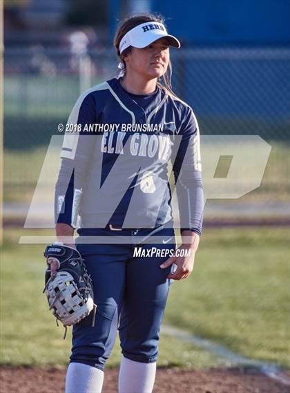 Thumbnail 1 in Elk Grove @ Del Campo photogallery.