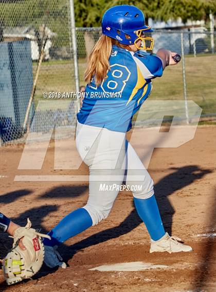 Thumbnail 2 in Elk Grove @ Del Campo photogallery.