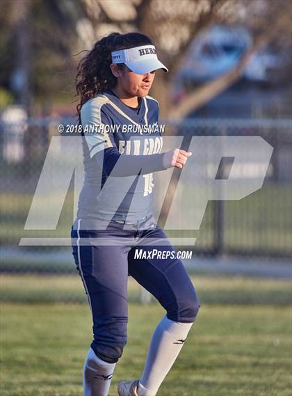 Thumbnail 1 in Elk Grove @ Del Campo photogallery.