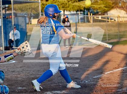 Thumbnail 3 in Elk Grove @ Del Campo photogallery.