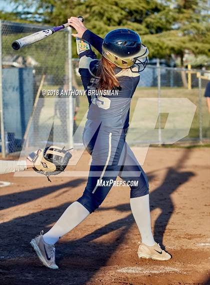 Thumbnail 1 in Elk Grove @ Del Campo photogallery.