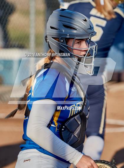 Thumbnail 3 in Elk Grove @ Del Campo photogallery.