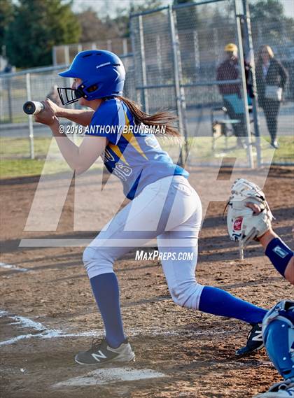 Thumbnail 2 in Elk Grove @ Del Campo photogallery.