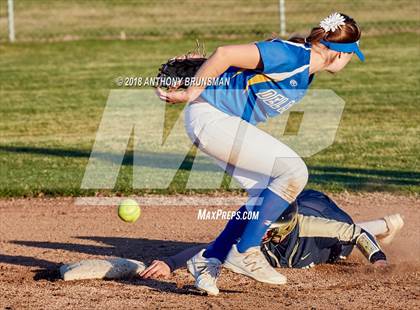 Thumbnail 2 in Elk Grove @ Del Campo photogallery.