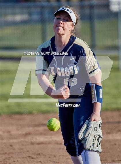 Thumbnail 2 in Elk Grove @ Del Campo photogallery.