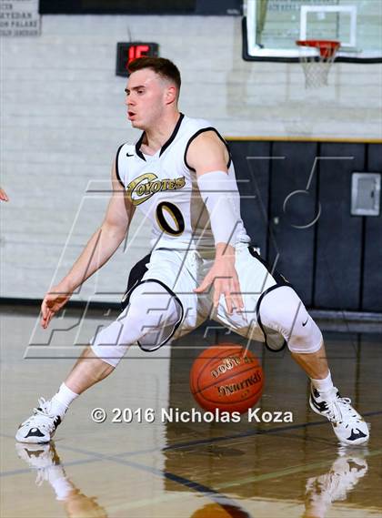 Thumbnail 1 in Hart vs. Calabasas (Calabasas Showcase) photogallery.