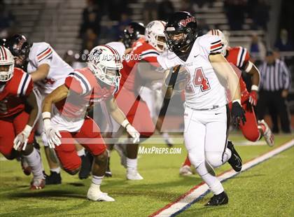 Thumbnail 3 in Maryville @ Oakland (TSSAA 6A Semifinal) photogallery.