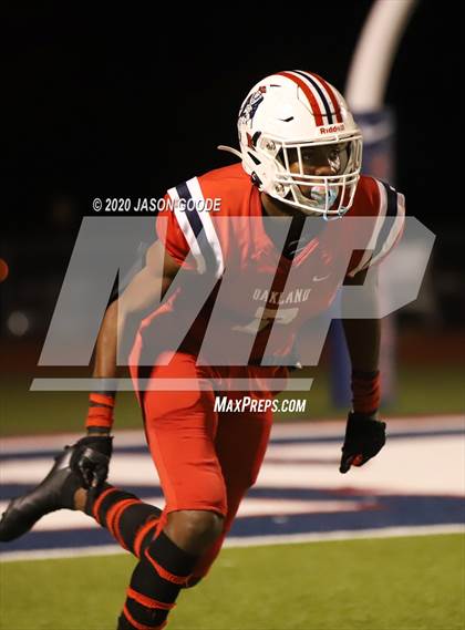 Thumbnail 1 in Maryville @ Oakland (TSSAA 6A Semifinal) photogallery.