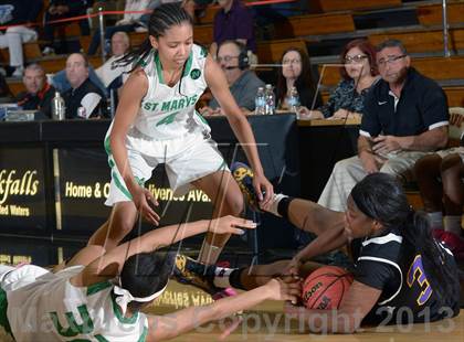Thumbnail 3 in Kennedy vs. St. Mary's (CIF SJS D1 Semifinal) photogallery.