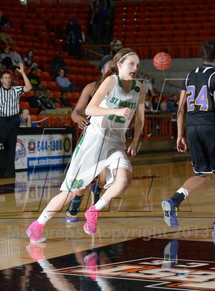 Thumbnail 3 in Kennedy vs. St. Mary's (CIF SJS D1 Semifinal) photogallery.