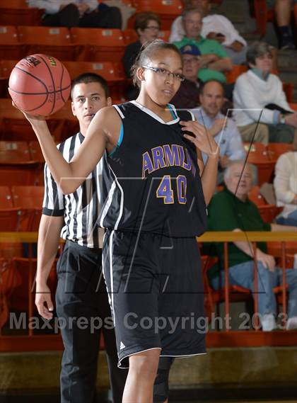 Thumbnail 3 in Kennedy vs. St. Mary's (CIF SJS D1 Semifinal) photogallery.