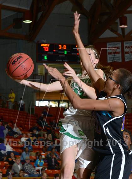 Thumbnail 3 in Kennedy vs. St. Mary's (CIF SJS D1 Semifinal) photogallery.