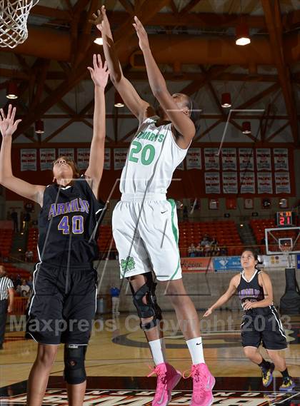 Thumbnail 3 in Kennedy vs. St. Mary's (CIF SJS D1 Semifinal) photogallery.