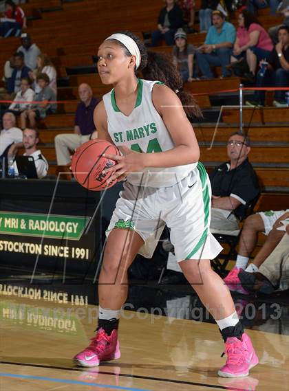 Thumbnail 2 in Kennedy vs. St. Mary's (CIF SJS D1 Semifinal) photogallery.