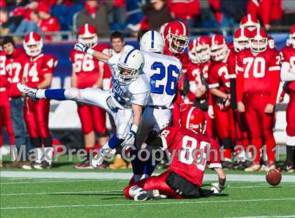 Thumbnail 2 in St. John's vs. Leominster (MIAA Division 1 Central Final) photogallery.