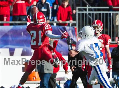 Thumbnail 3 in St. John's vs. Leominster (MIAA Division 1 Central Final) photogallery.