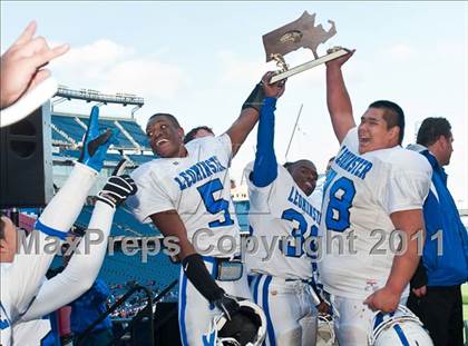 Thumbnail 3 in St. John's vs. Leominster (MIAA Division 1 Central Final) photogallery.